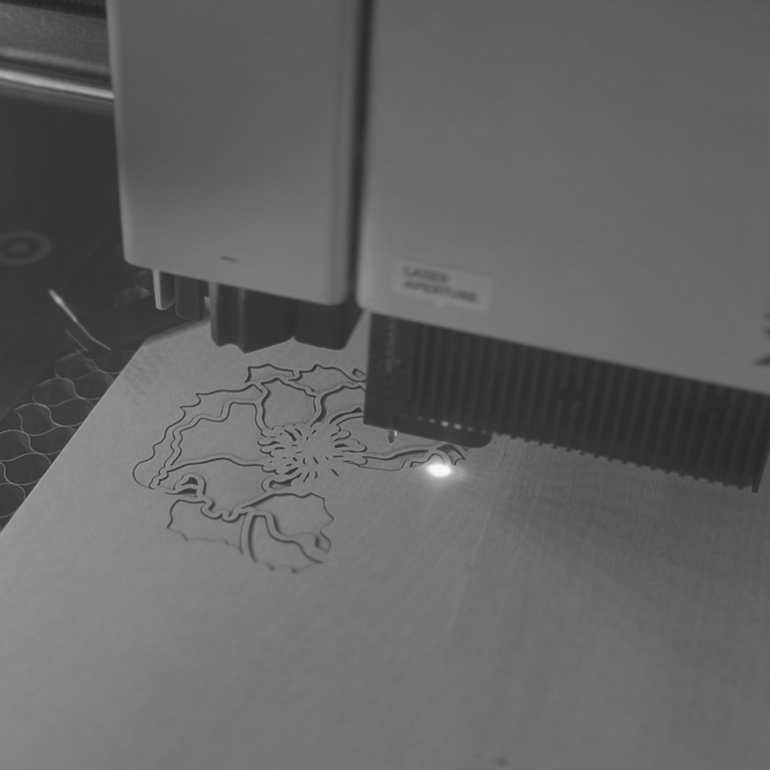 Holzblumen mit Herz – Eine Hommage an meine Wurzeln